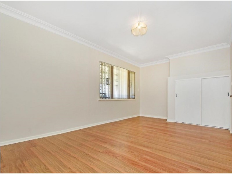 13 Hudson Street, Bayswater WA 6053