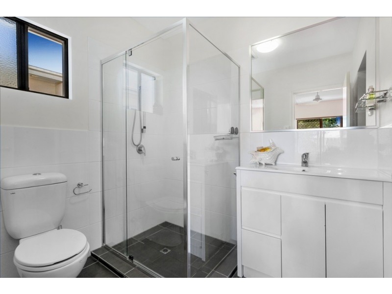 4/11 Binkar Street, Chermside QLD 4032