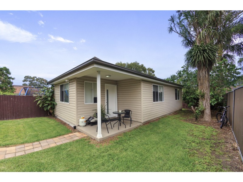 147 Acacia Road, Kirrawee NSW 2232