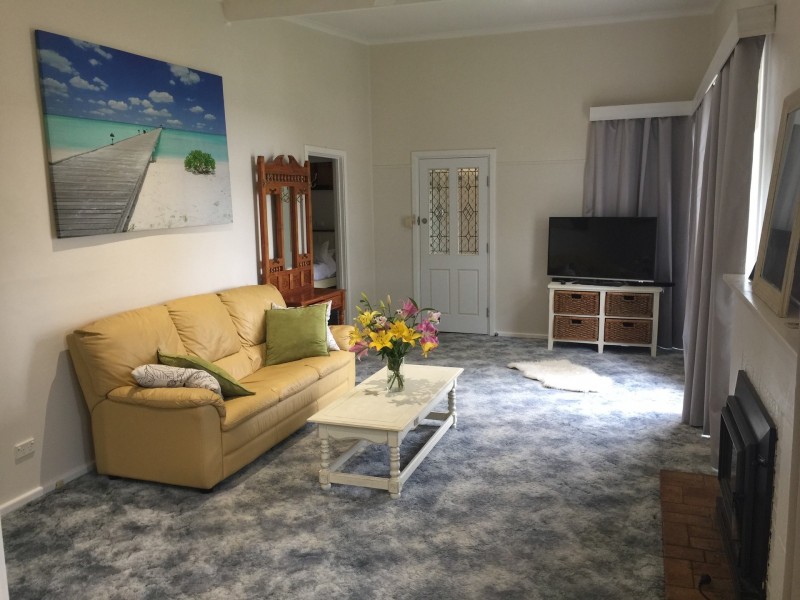 15 Railway Terrace, Paringa SA 5340