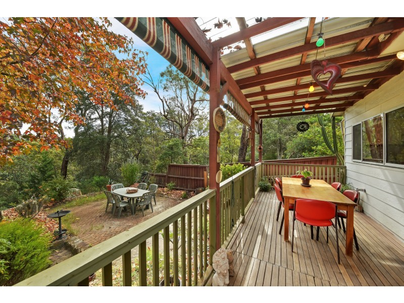 9 Davies Avenue, Springwood NSW 2777