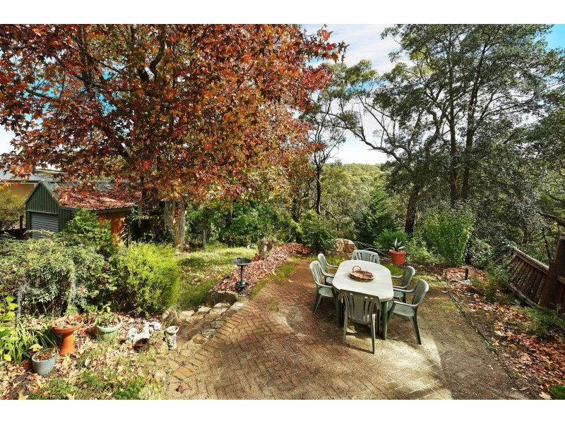 9 Davies Avenue, Springwood NSW 2777