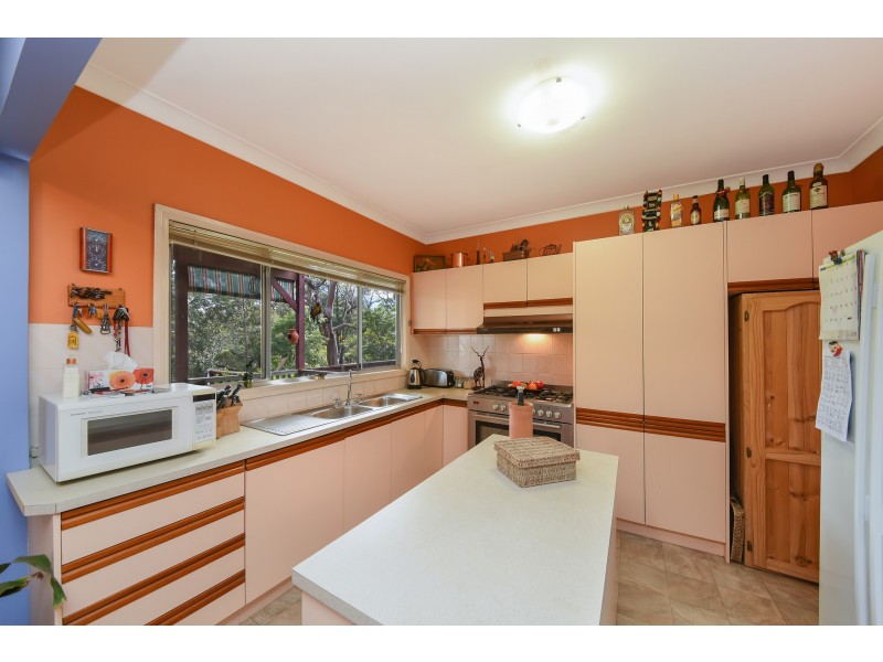 9 Davies Avenue, Springwood NSW 2777