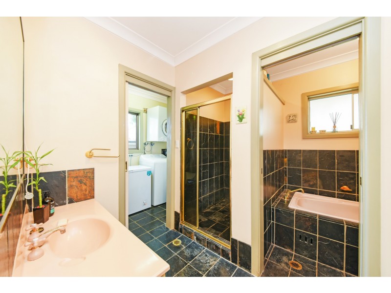 9 Davies Avenue, Springwood NSW 2777