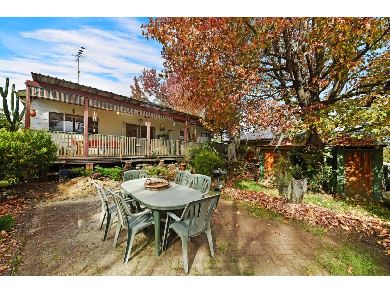 9 Davies Avenue, Springwood NSW 2777