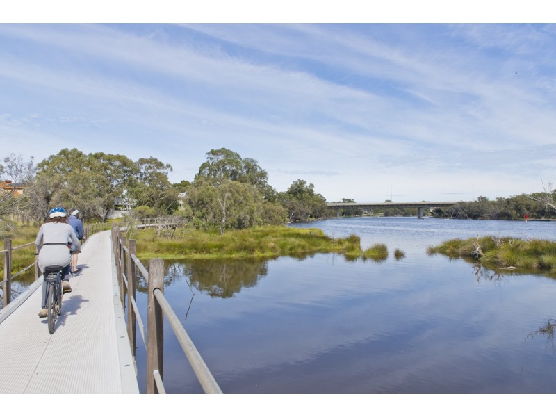 5 Tomito Court, Ascot WA 6104