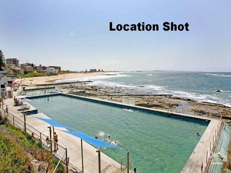 73 Bay Rd, Blue Bay NSW 2261