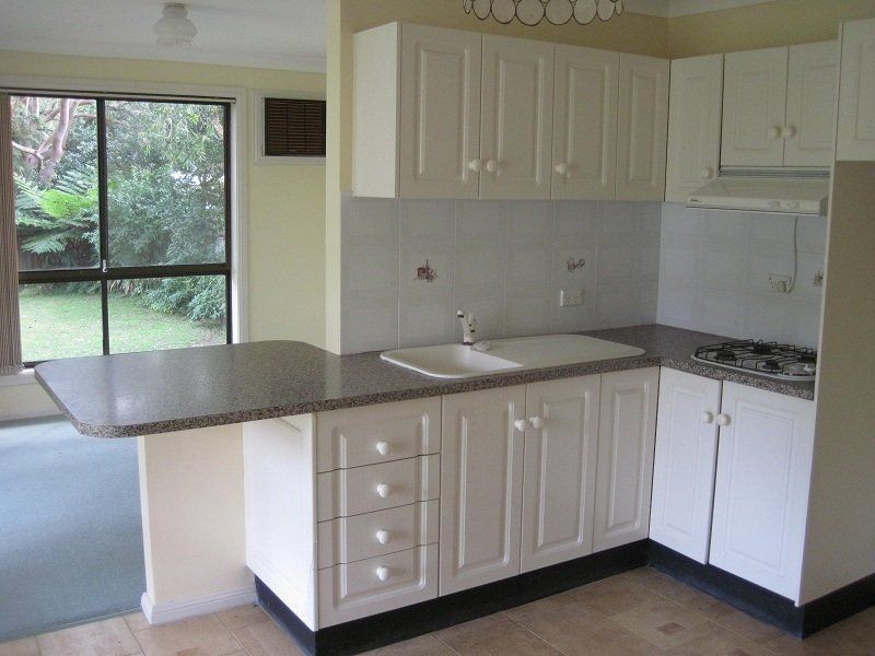 4 Elizabeth Dr, Noraville NSW 2263