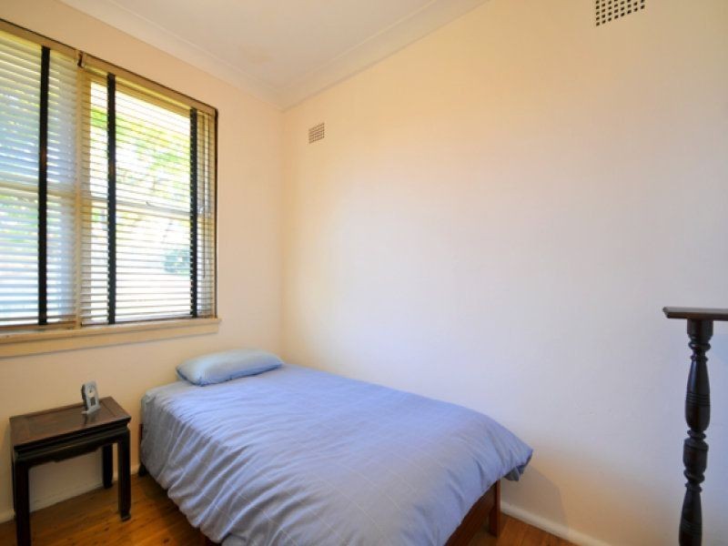 38 Pooley St, Ryde NSW 2112