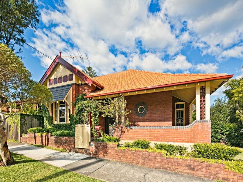 30 Kingsland Road Sth, Bexley NSW 2207