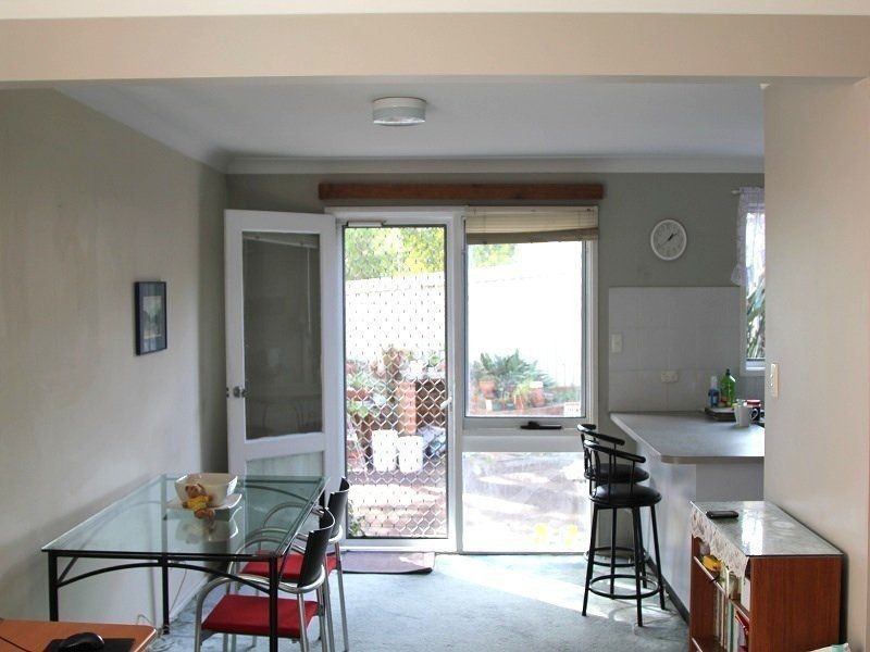 27/6 Jacquinot Place, Glenfield NSW 2167