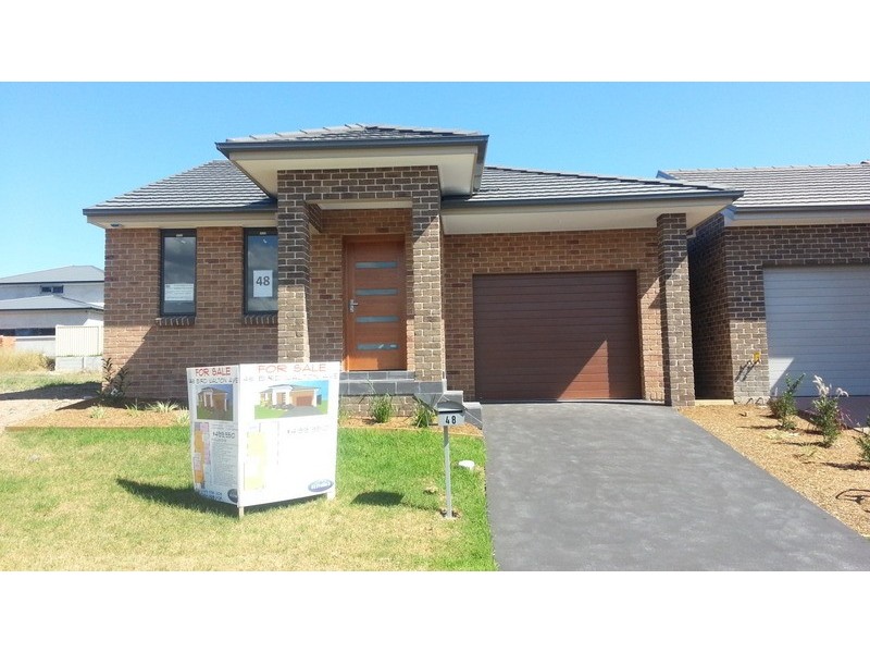 48 Bird Walton Avenue, Middleton Grange NSW 2171