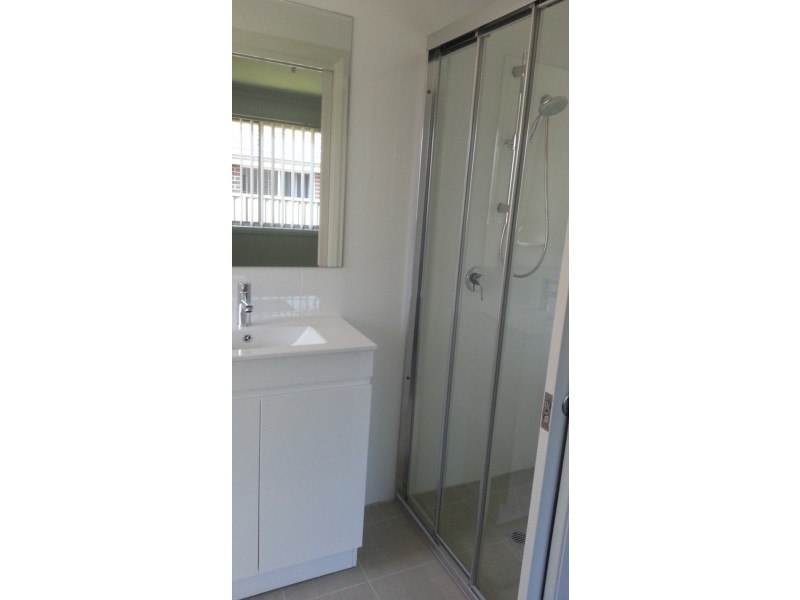 48 Bird Walton Avenue, Middleton Grange NSW 2171