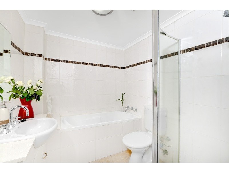 11/8-10 Shackel Avenue, Brookvale NSW 2100