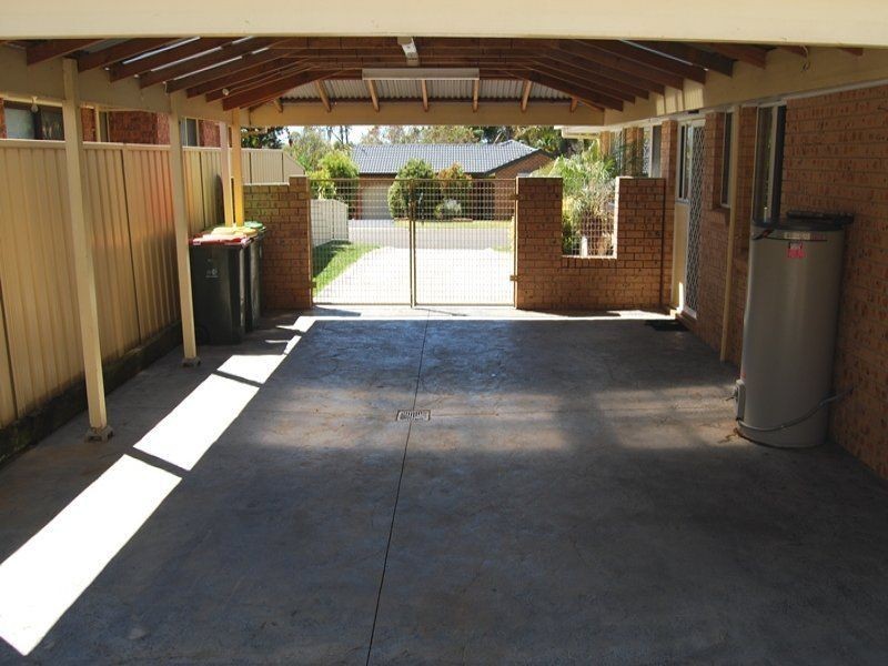 31 Mayfield Circuit, Albion Park NSW 2527