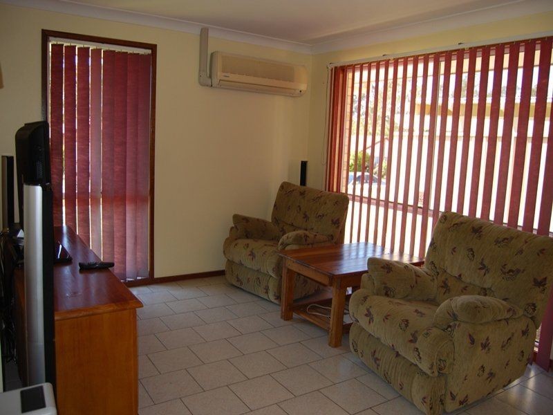 31 Mayfield Circuit, Albion Park NSW 2527