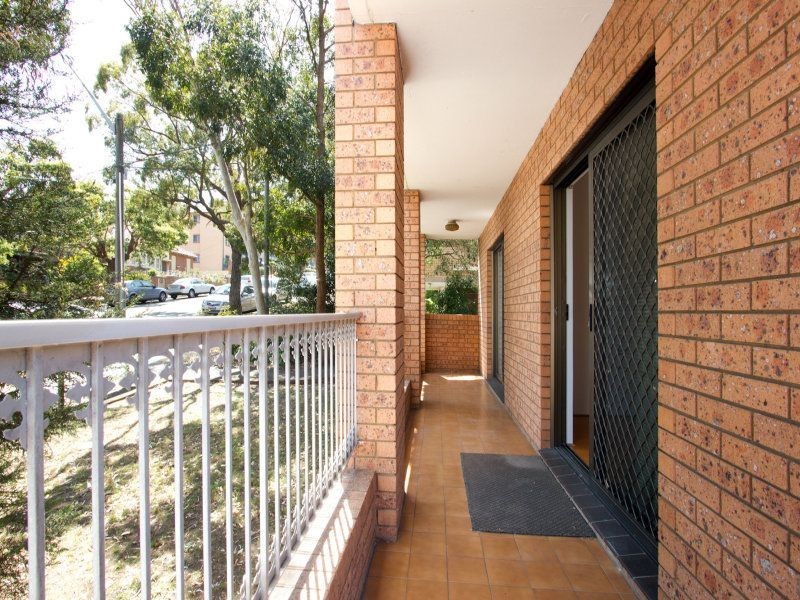 1/10 Hillcrest Avenue, Hurstville NSW 2220