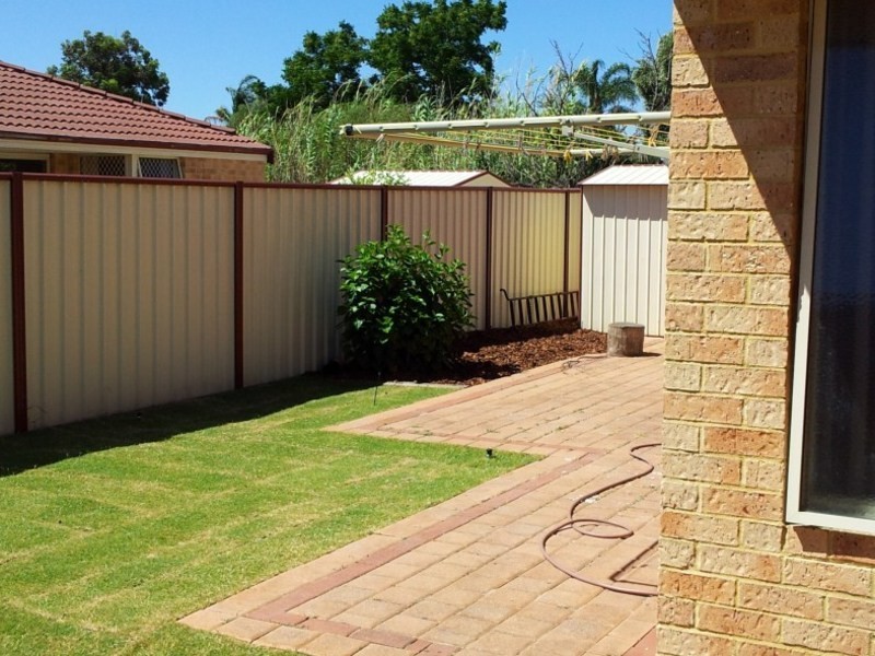 182B Hamilton Street, Queens Park WA 6107