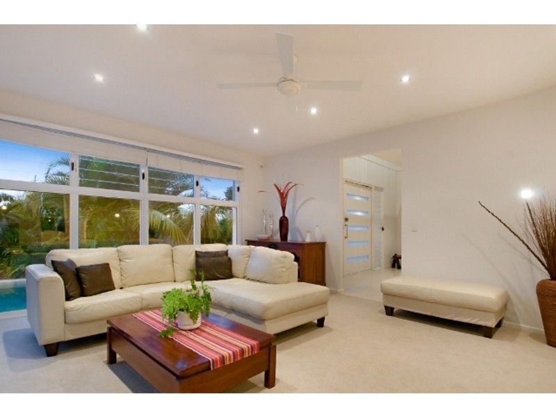 4 River Edge Court, Twin Waters QLD 4564