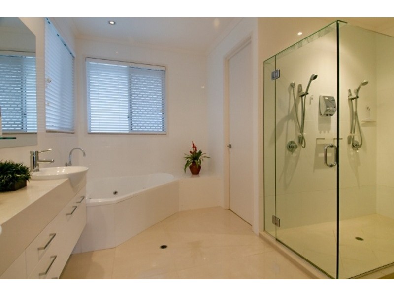 4 River Edge Court, Twin Waters QLD 4564