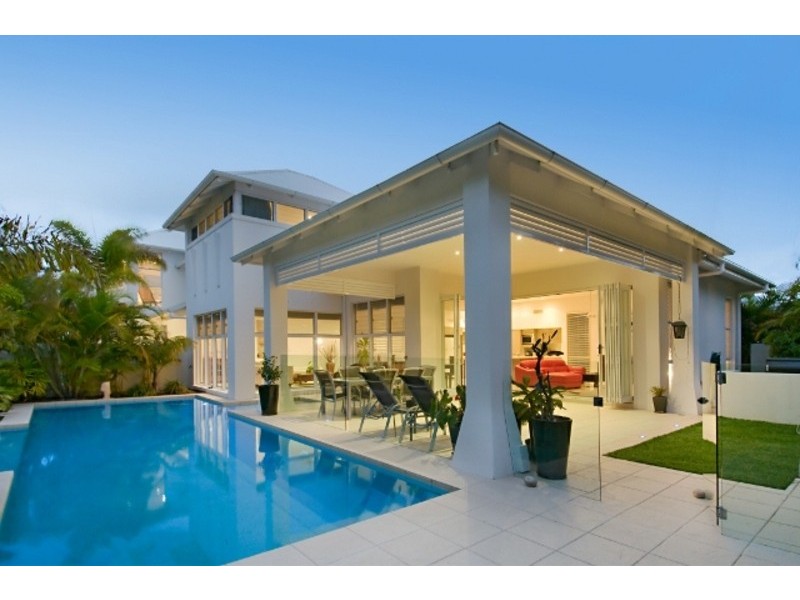 4 River Edge Court, Twin Waters QLD 4564