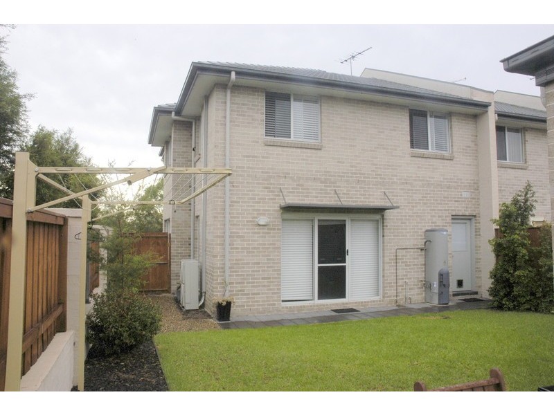 28 Driftway Drive, Pemulwuy NSW 2145