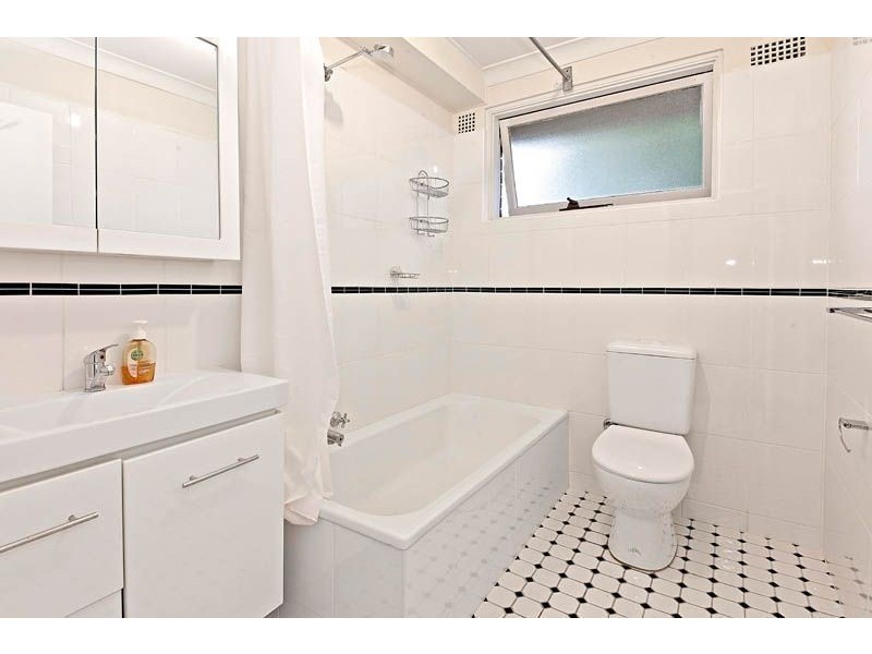 15/44 Grosvenor Crescent, Summer Hill NSW 2130