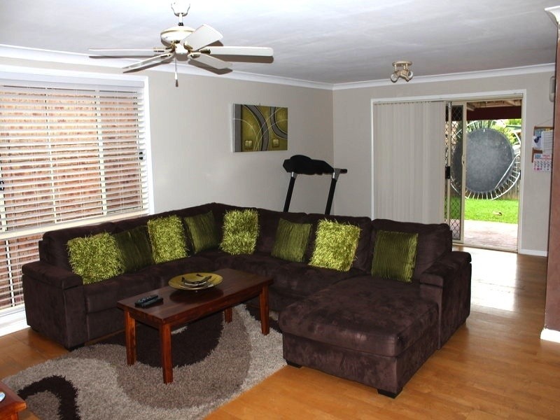 7 Wombeyan Court, Wattle Grove NSW 2173