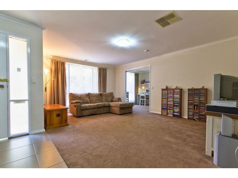 75 St Andrews Circuit, Thurgoona NSW 2640