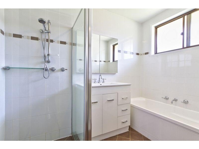 75 St Andrews Circuit, Thurgoona NSW 2640