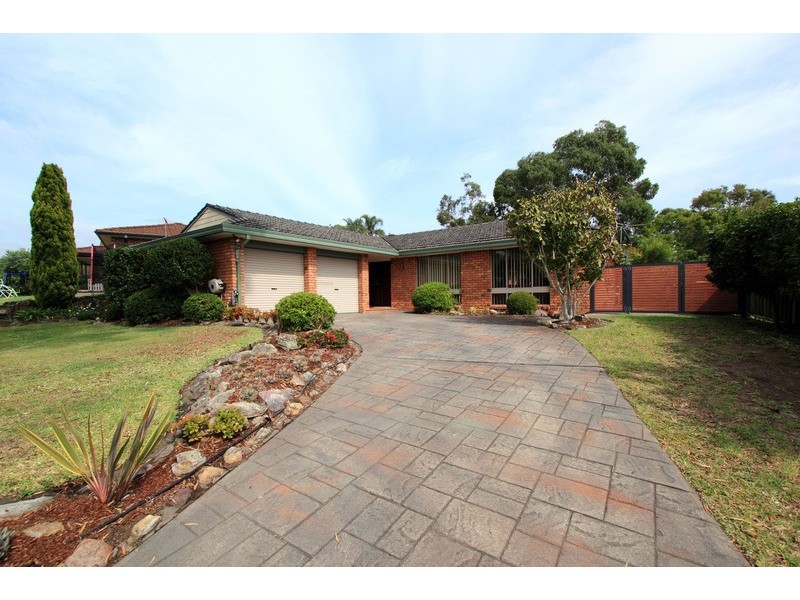 62 Albatross Circuit, Woronora Heights NSW 2233