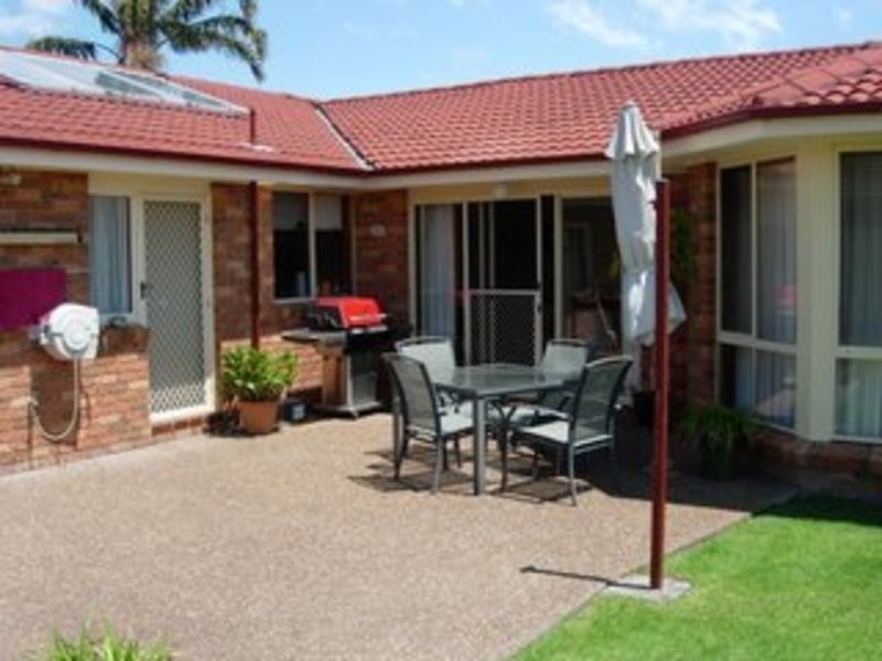 18 Plover Close, Sussex Inlet NSW 2540