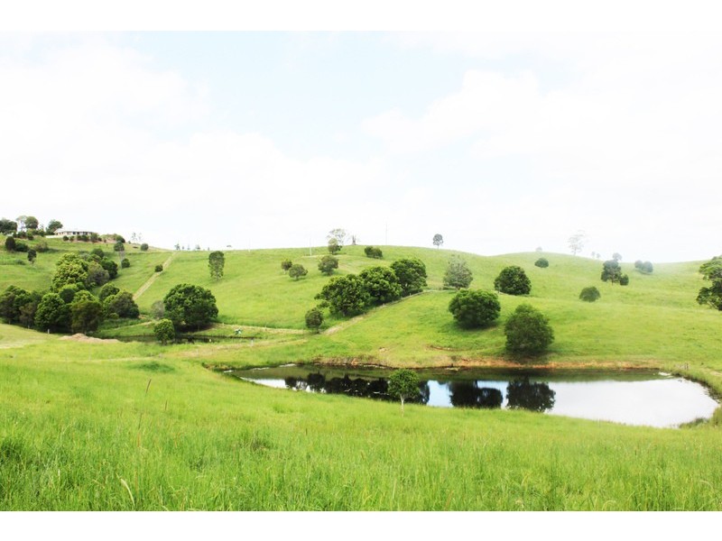 39 Lucky Road, East Deep Creek QLD 4570