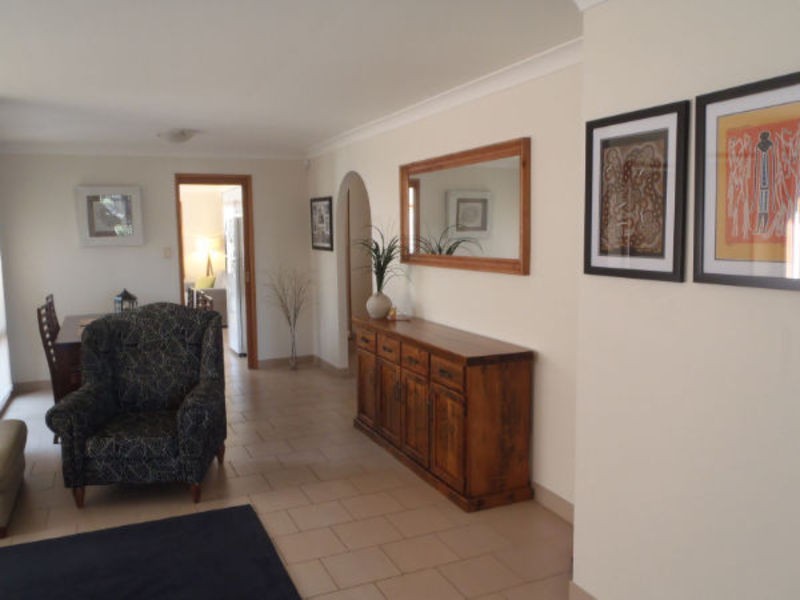 150 Australis Avenue, Wattle Grove NSW 2173