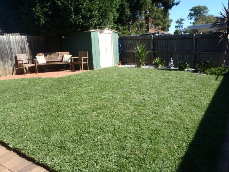 150 Australis Avenue, Wattle Grove NSW 2173