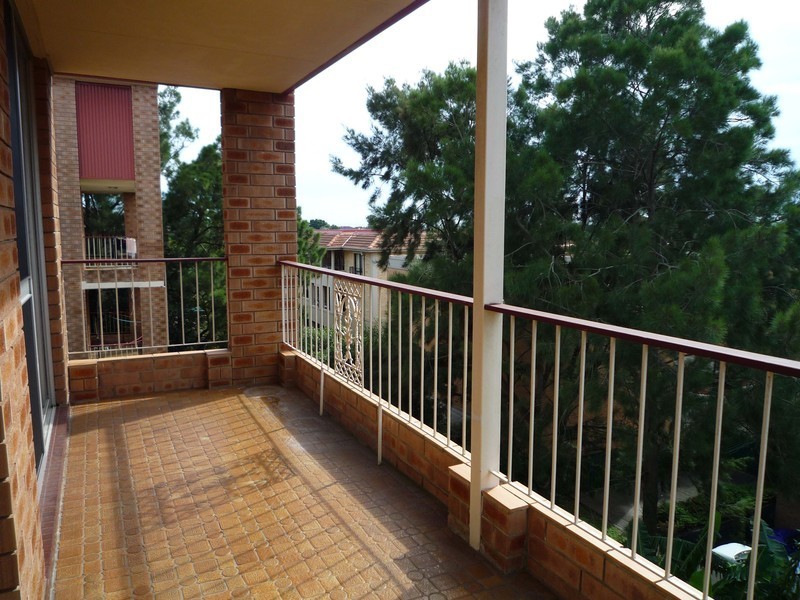 13/42-44 Gloucester Road, Hurstville NSW 2220