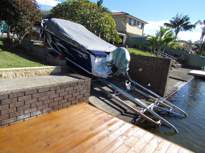 23 Cavill Ave, Forster NSW 2428
