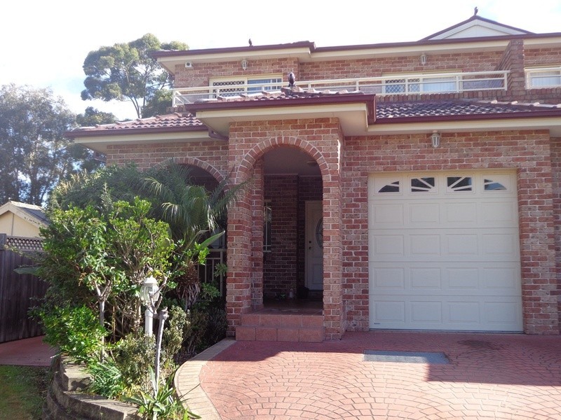 10 Windsor Rd, Merrylands NSW 2160