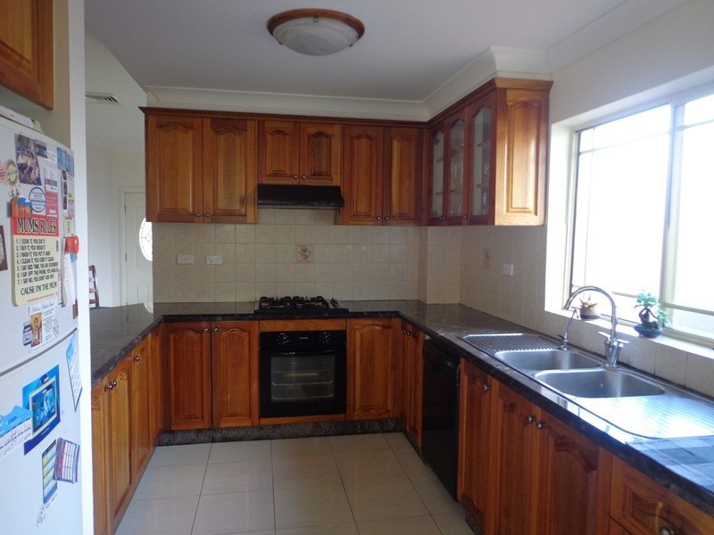 10 Windsor Rd, Merrylands NSW 2160