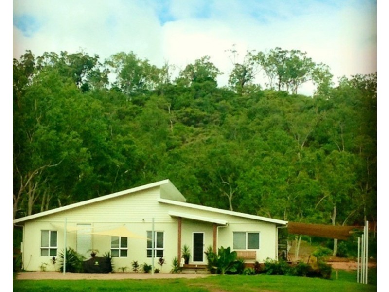 303 Williams Road, Alligator Creek QLD 4816