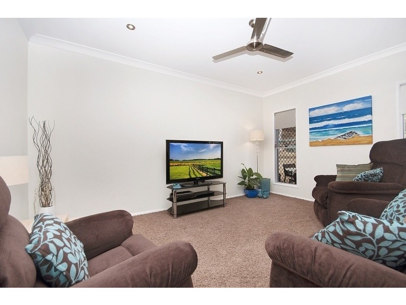 303 Williams Road, Alligator Creek QLD 4816