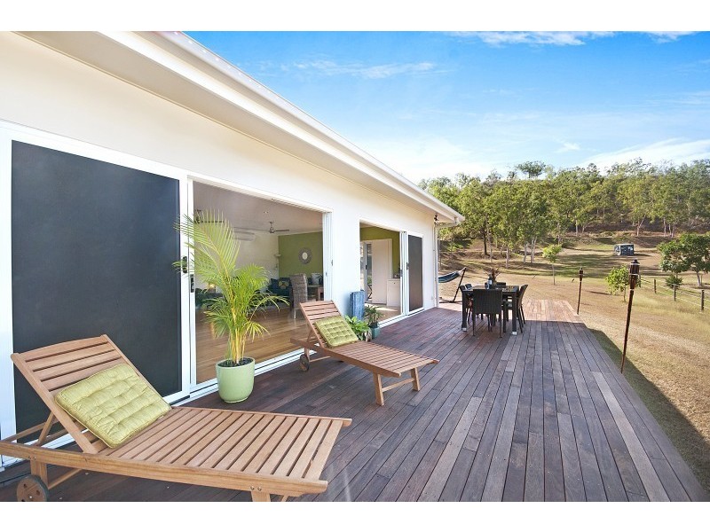 303 Williams Road, Alligator Creek QLD 4816