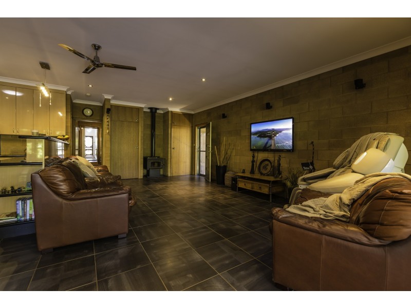 16 Harcourt Street, Cobar NSW 2835