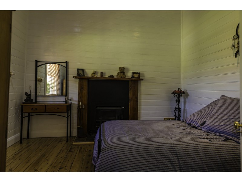 16 Harcourt Street, Cobar NSW 2835