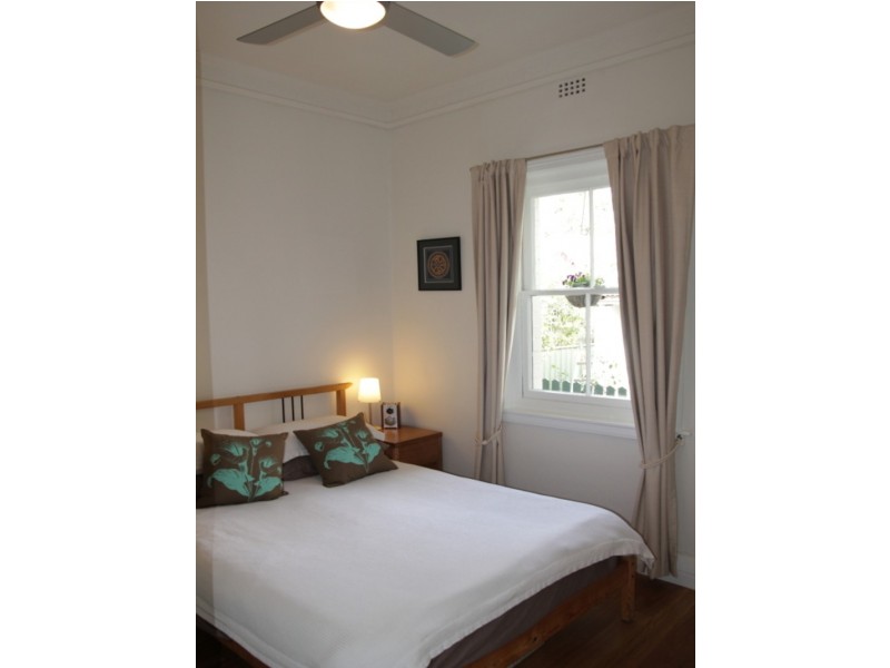 1 Bakers Lane, Forest Lodge NSW 2037