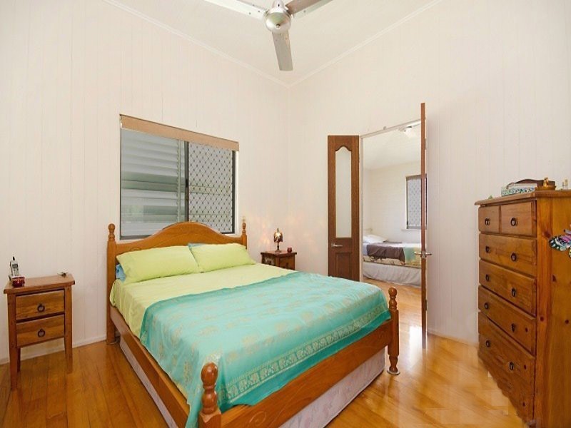 26 Seventh Avenue, South Townsville QLD 4810