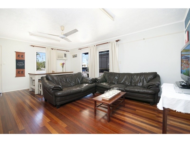 199  Hugh Street, Currajong QLD 4812