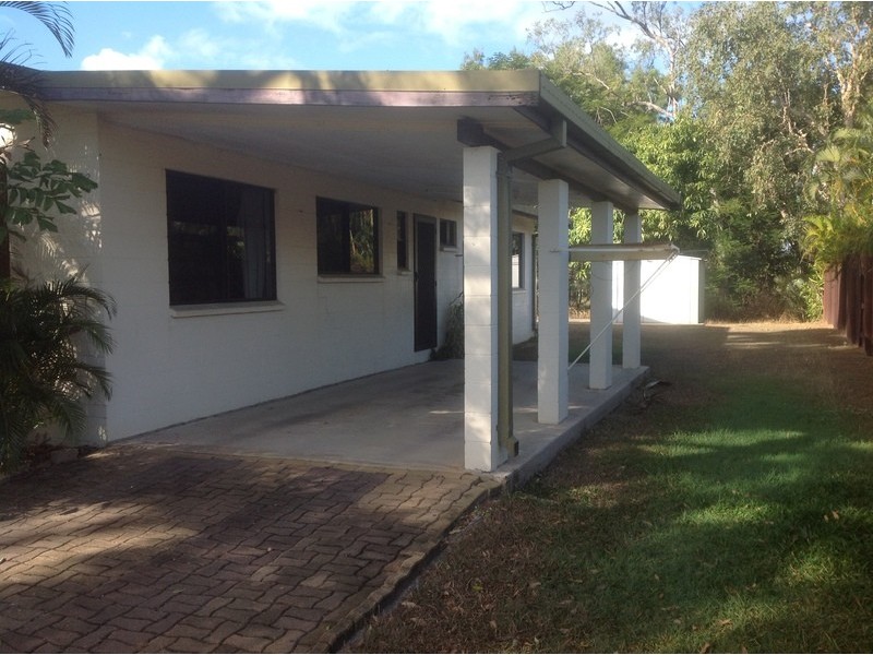 32 Gelling Crescent, Douglas QLD 4814