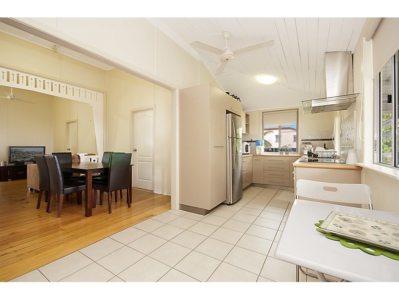 62 Philp Street, Hermit Park QLD 4812