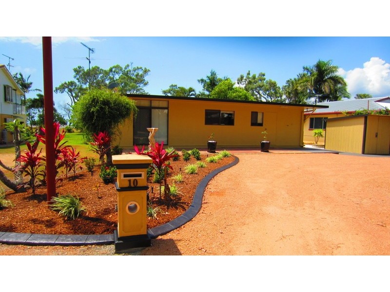 10 Whiting Court, Cungulla QLD 4816